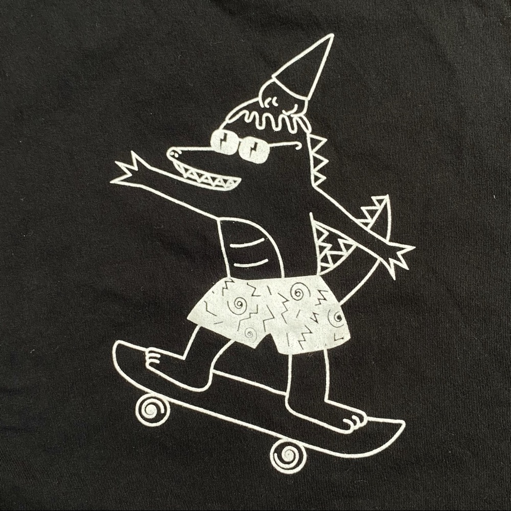 Ice cream castles alligator skater black tank top - Picture 2 of 6
